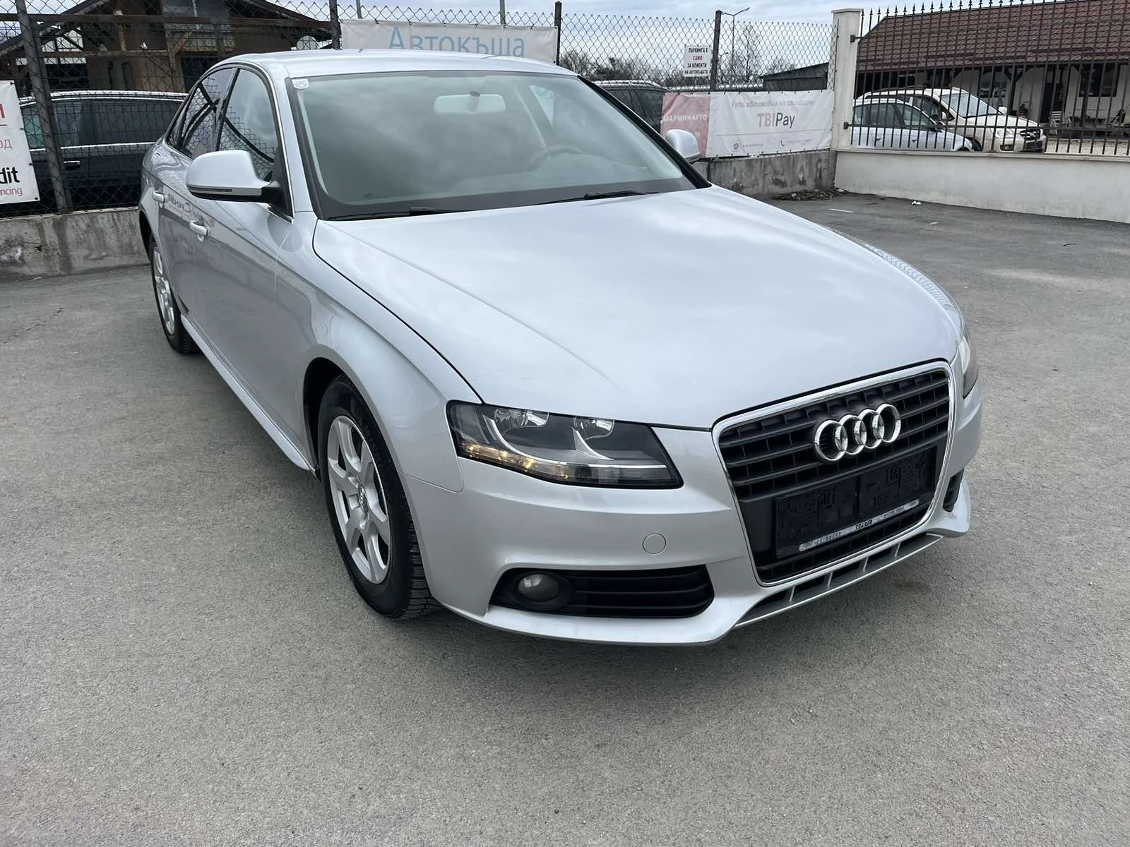 Audi A4  1.8 turbo 120kc.6 СКОРОСТИ EURO 5 КЛИМАТРОНИК - изображение 3