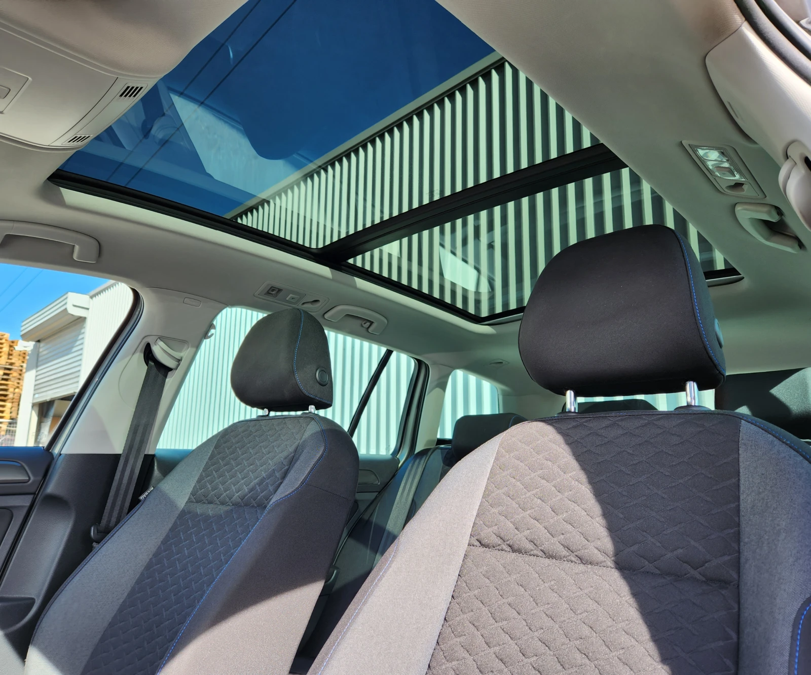 VW Golf Variant 2.0 TDI - изображение 4
