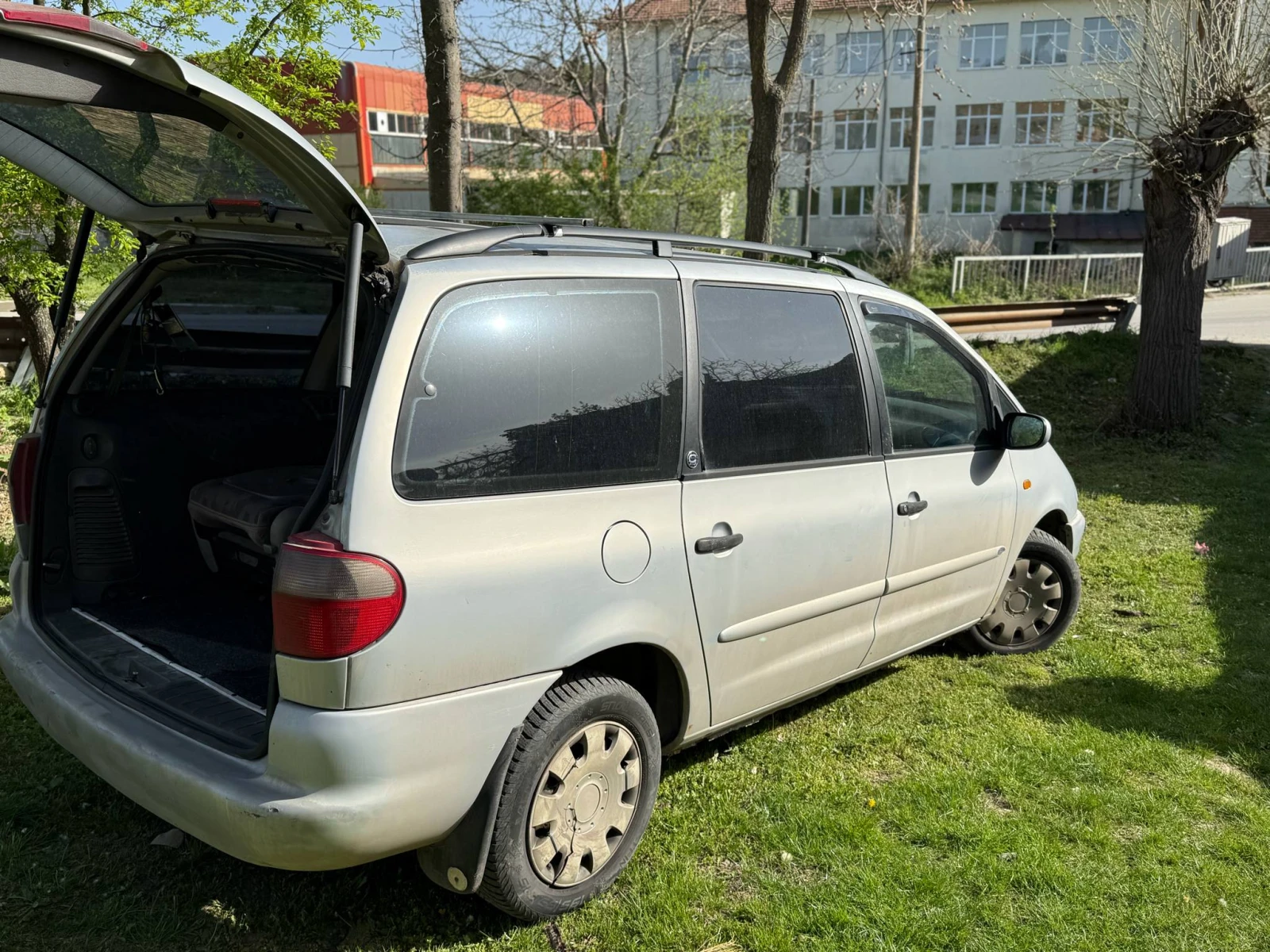 Ford Galaxy  - изображение 3