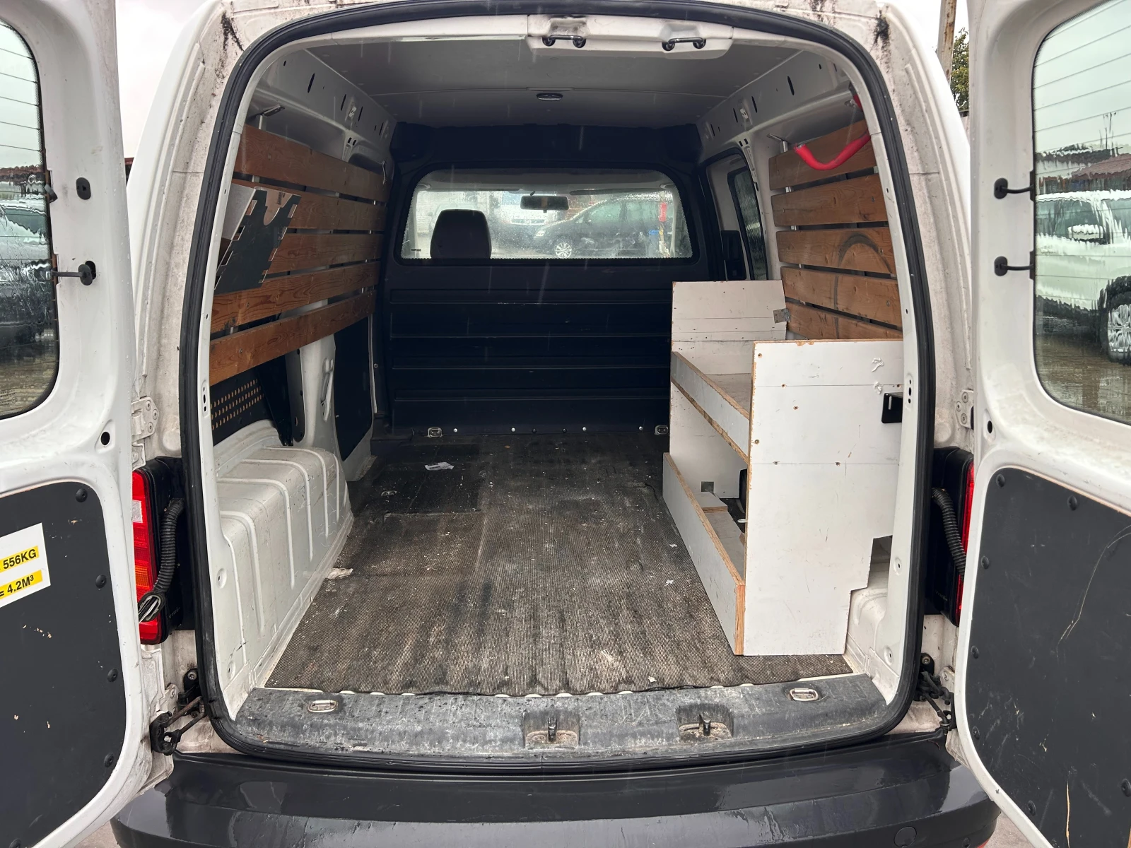 VW Caddy MAXY 1.4METAN EURO 6 - изображение 10