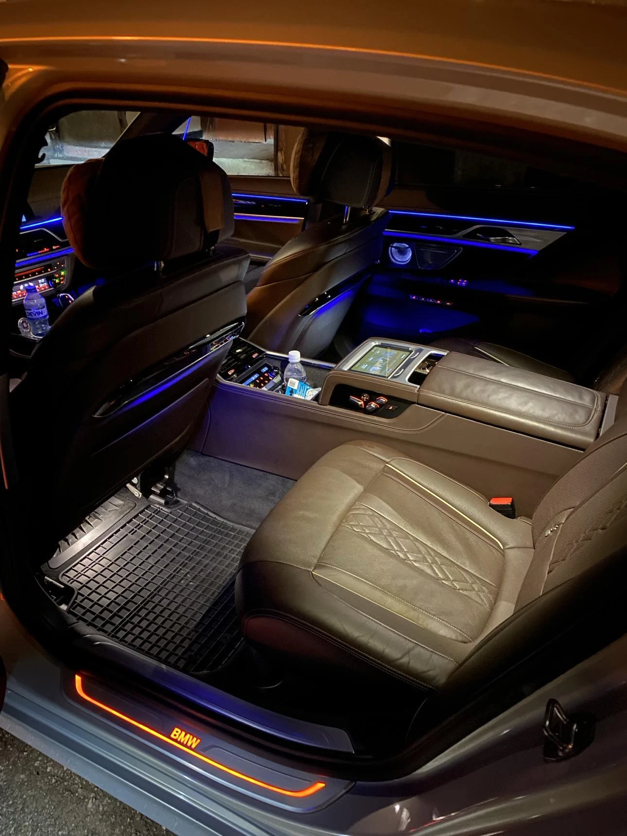 BMW 740 Individual, Long XDrive, B&W, Laser, Sky Lounge | Mobile.bg   15