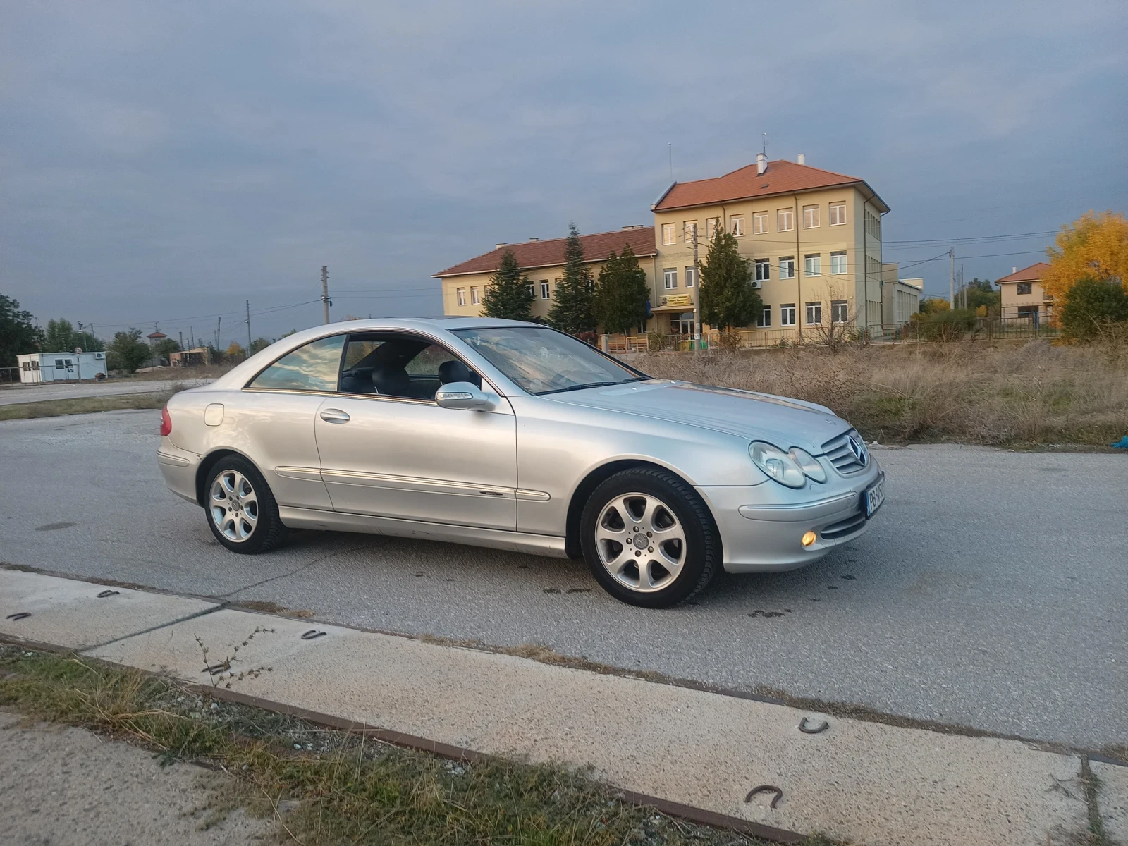 Mercedes-Benz CLK 3, 2i - изображение 9