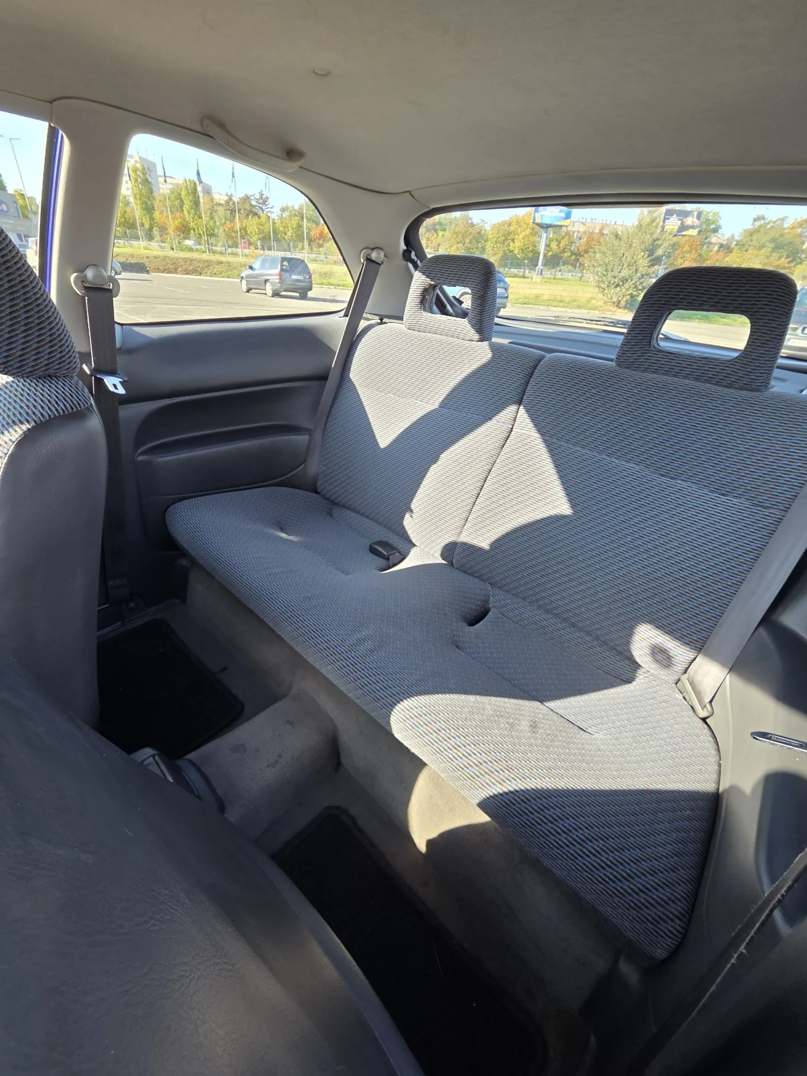 Honda Civic 1.4i Газ - изображение 9