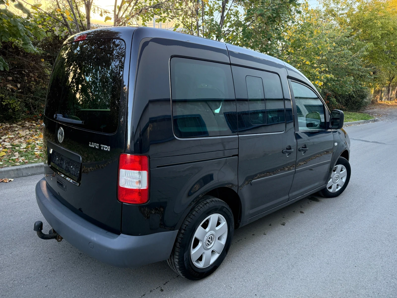VW Caddy LIFE 1.9 TDI | Mobile.bg   4