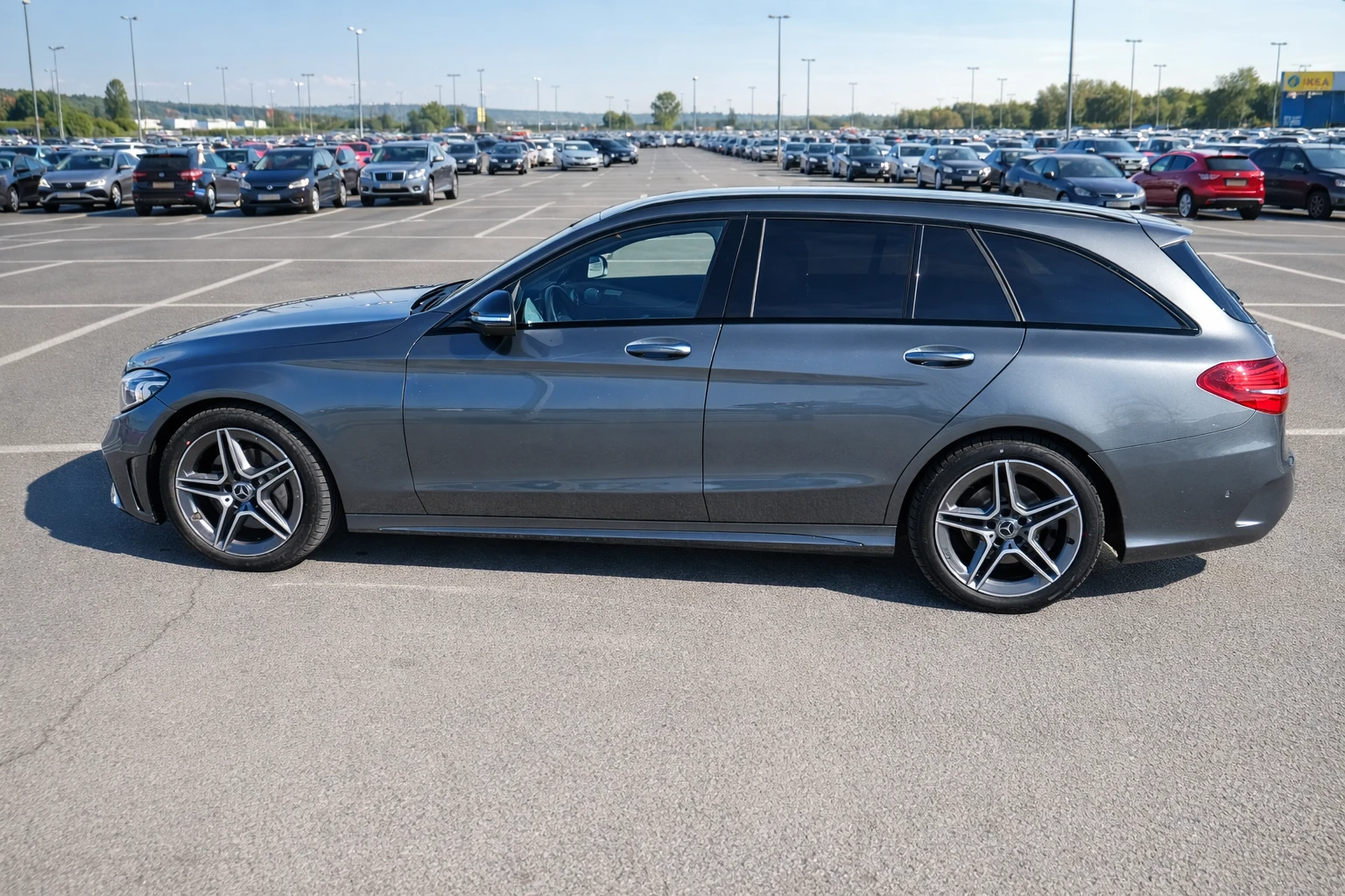 Mercedes-Benz C 300  d 4M AMG 9G     WIDRESCREEN-BUMESTER-360-DIS - изображение 4