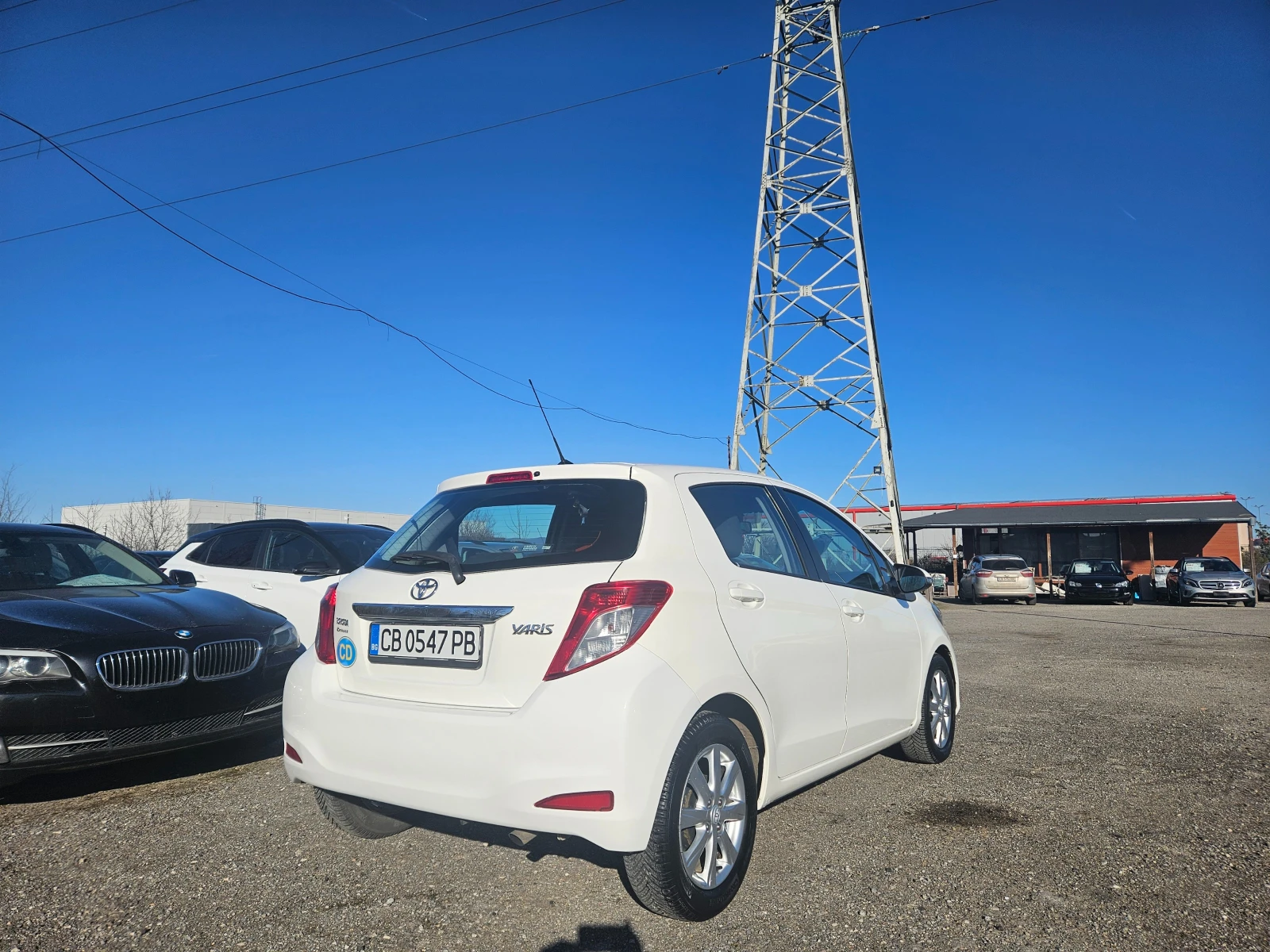 Toyota Yaris 1.4D-4D ПЕРФЕКТНА - изображение 4