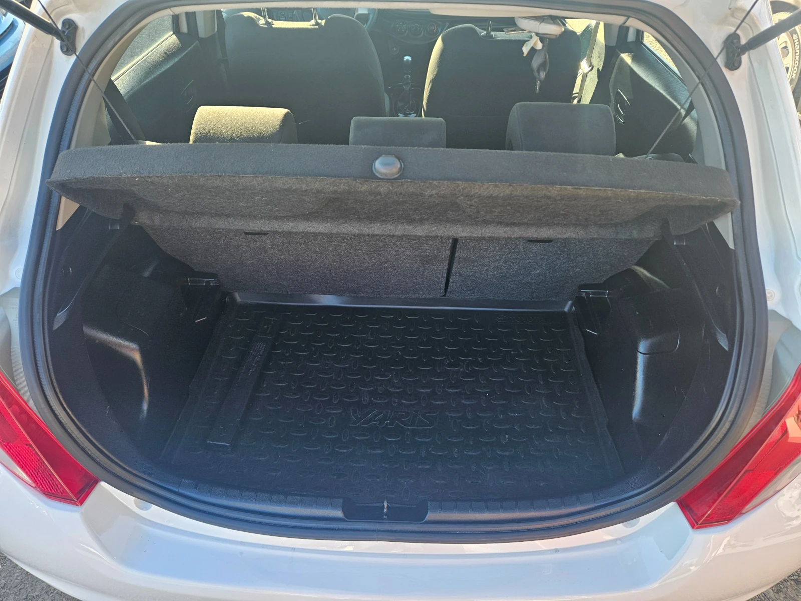 Toyota Yaris 1.4D-4D ПЕРФЕКТНА - изображение 7