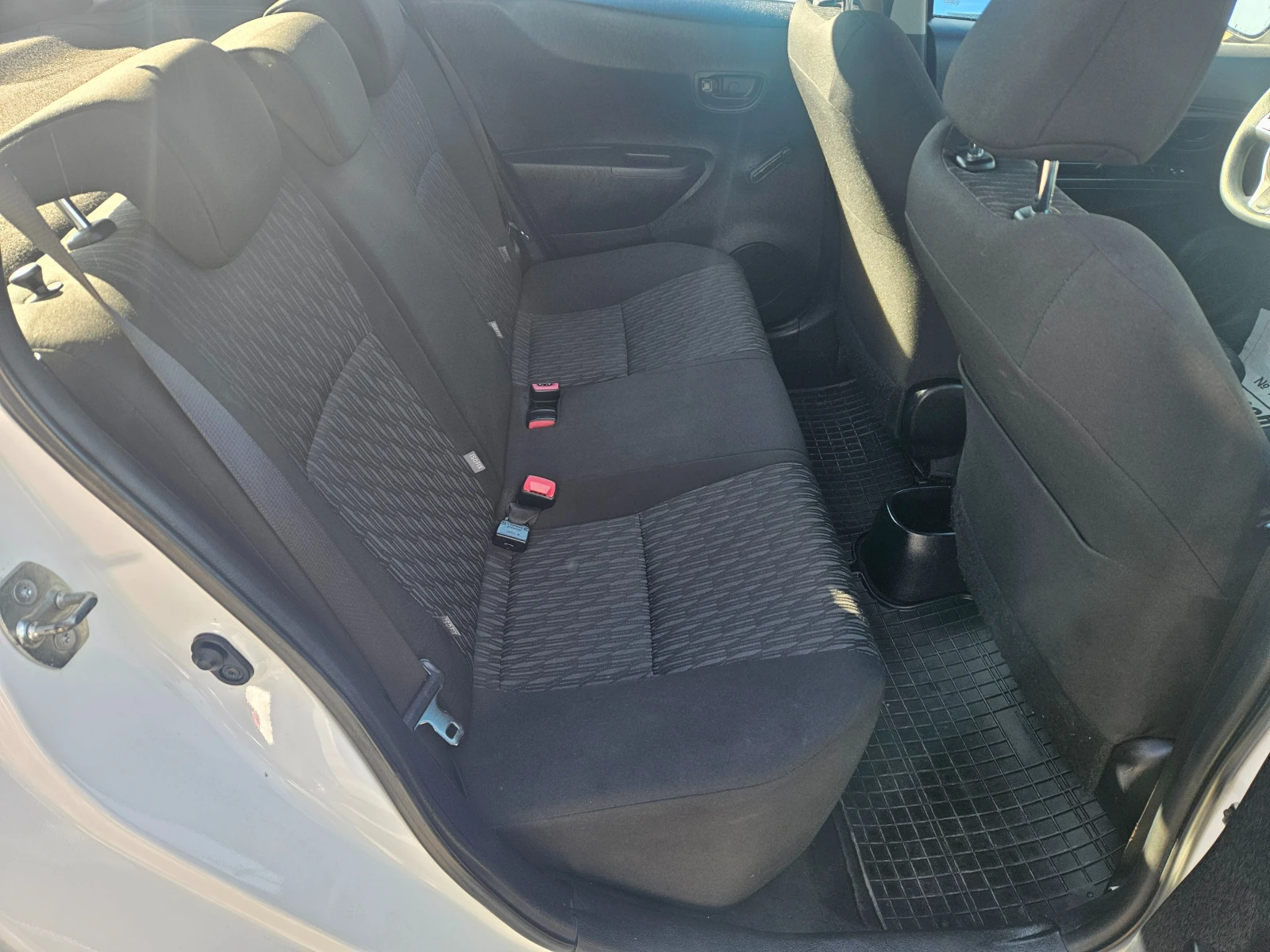 Toyota Yaris 1.4D-4D ��������� | Mobile.bg � ����������� 14