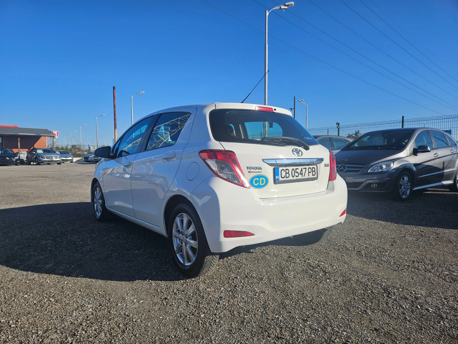 Toyota Yaris 1.4D-4D ПЕРФЕКТНА - изображение 5