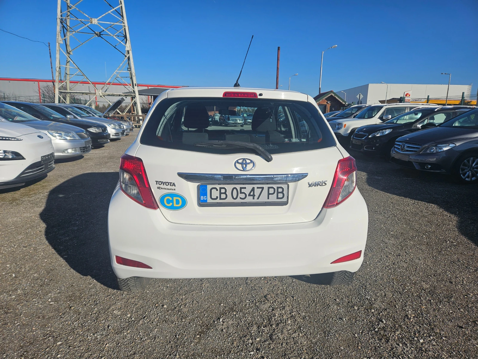 Toyota Yaris 1.4D-4D ПЕРФЕКТНА - изображение 6