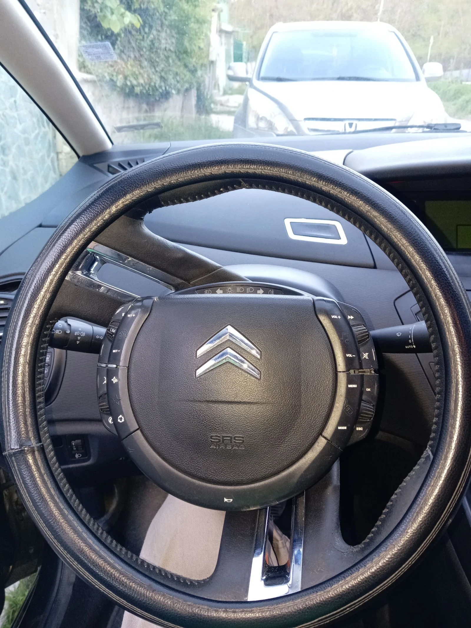 Citroen C4 Picasso 1.6, снимка 11 - Автомобили и джипове - 53712404