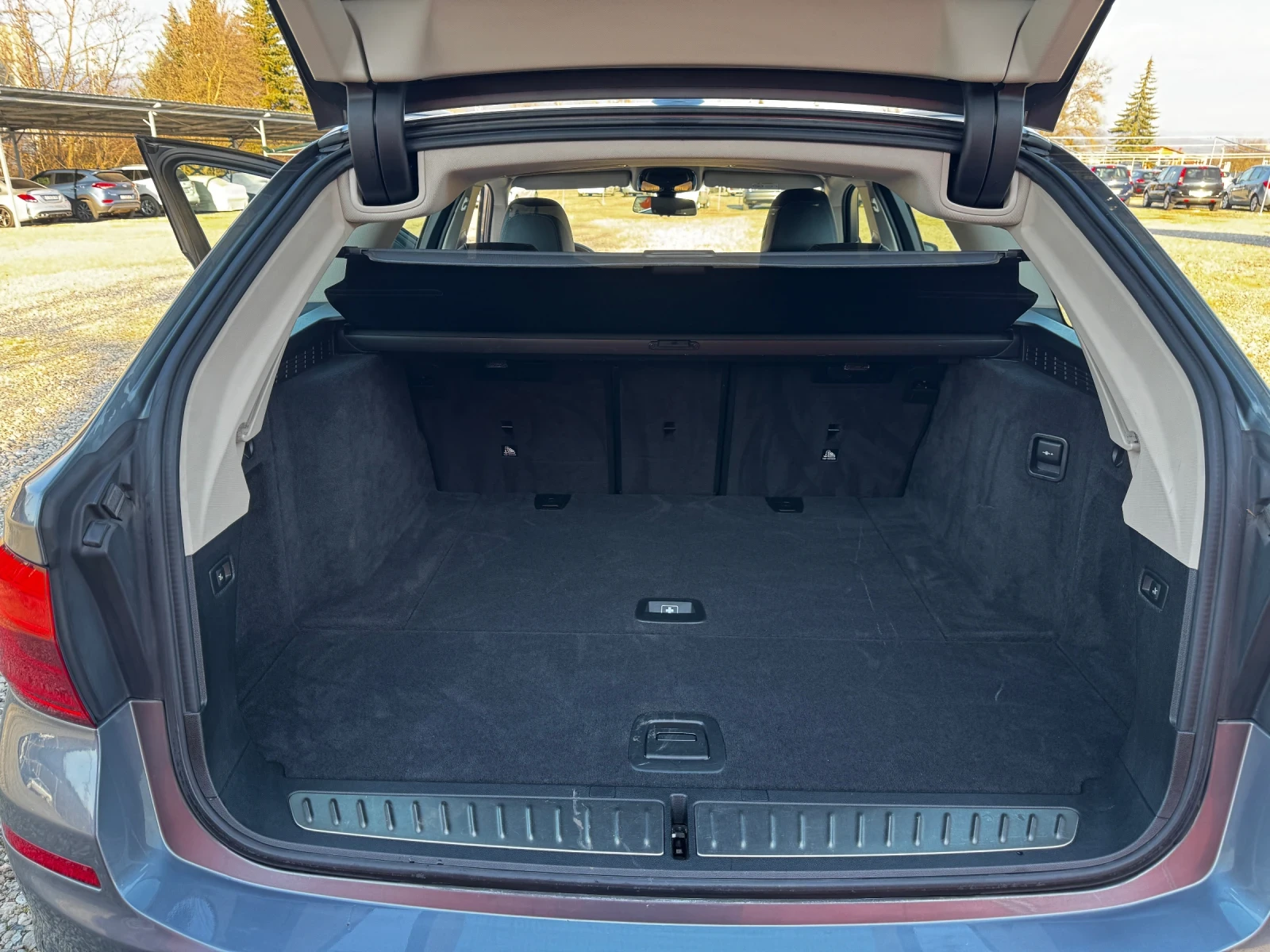 BMW 530 3.0 X-DRIVE 265kc.  LUXURY LINE, снимка 12 - Автомобили и джипове - 53737517