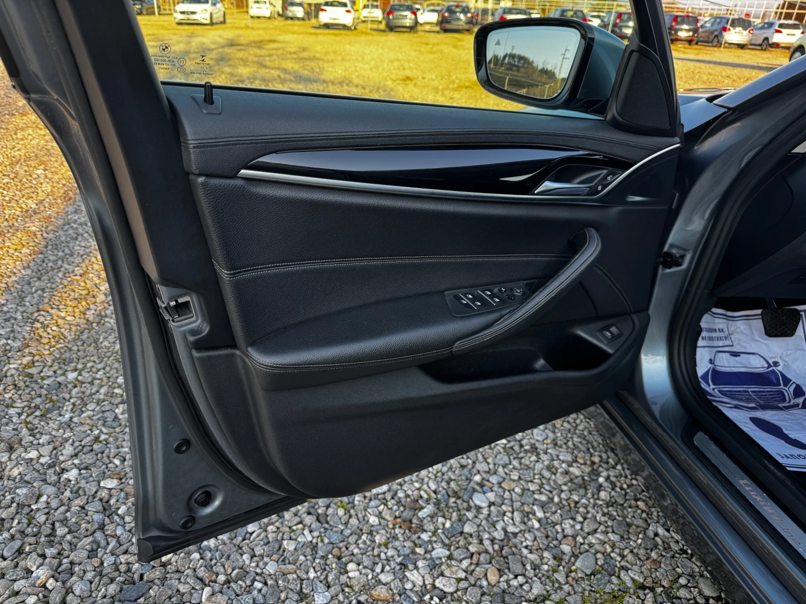 BMW 530 3.0 X-DRIVE 265kc.  LUXURY LINE, снимка 7 - Автомобили и джипове - 53737517