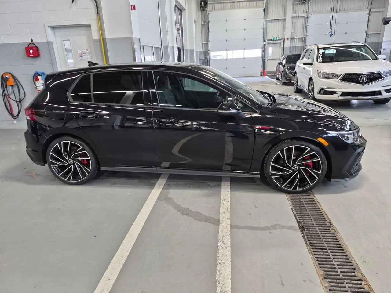 VW Golf GTI Performance/Подгрев/Пано/От Представителство - изображение 4