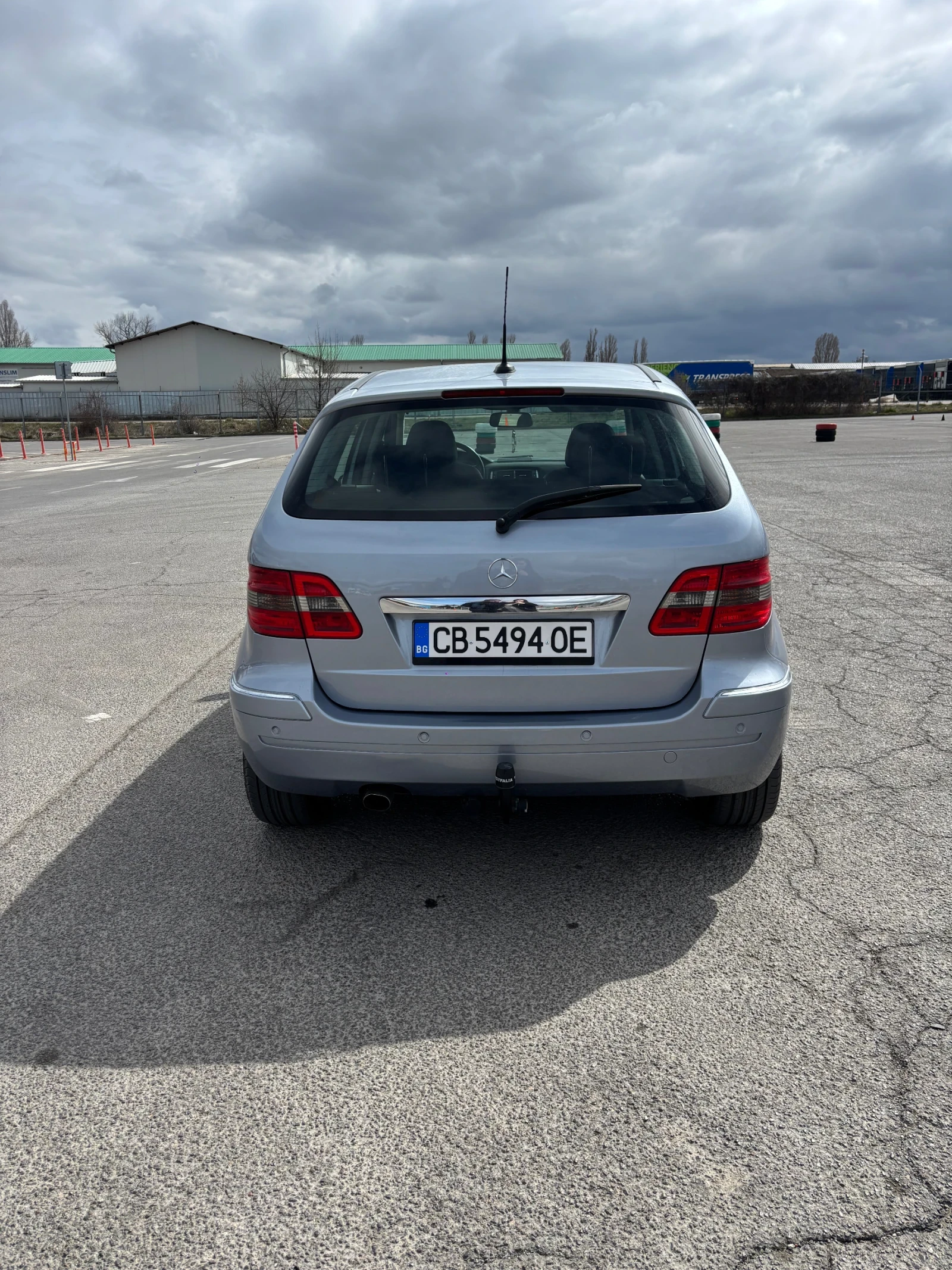 Mercedes-Benz B 180, снимка 6 - Автомобили и джипове - 53933711