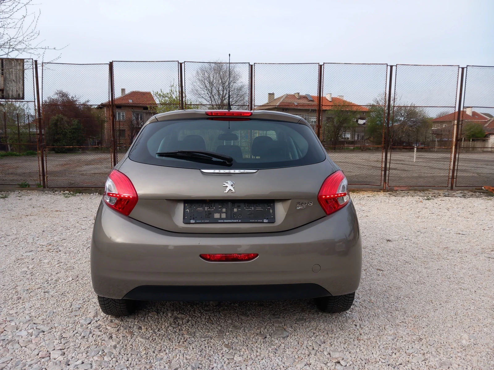 Seat Ibiza 1.6 E HDI NAVI, снимка 4 - Автомобили и джипове - 54183700