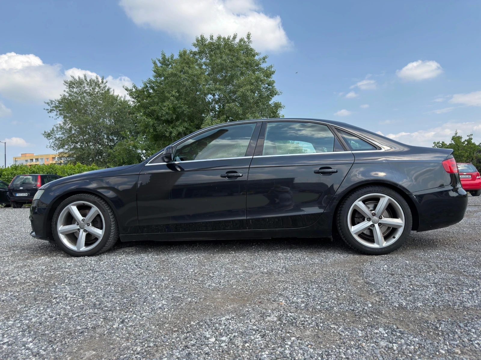 Audi A4 B8 2.0 TDI S-line, снимка 7 - Автомобили и джипове - 54795559
