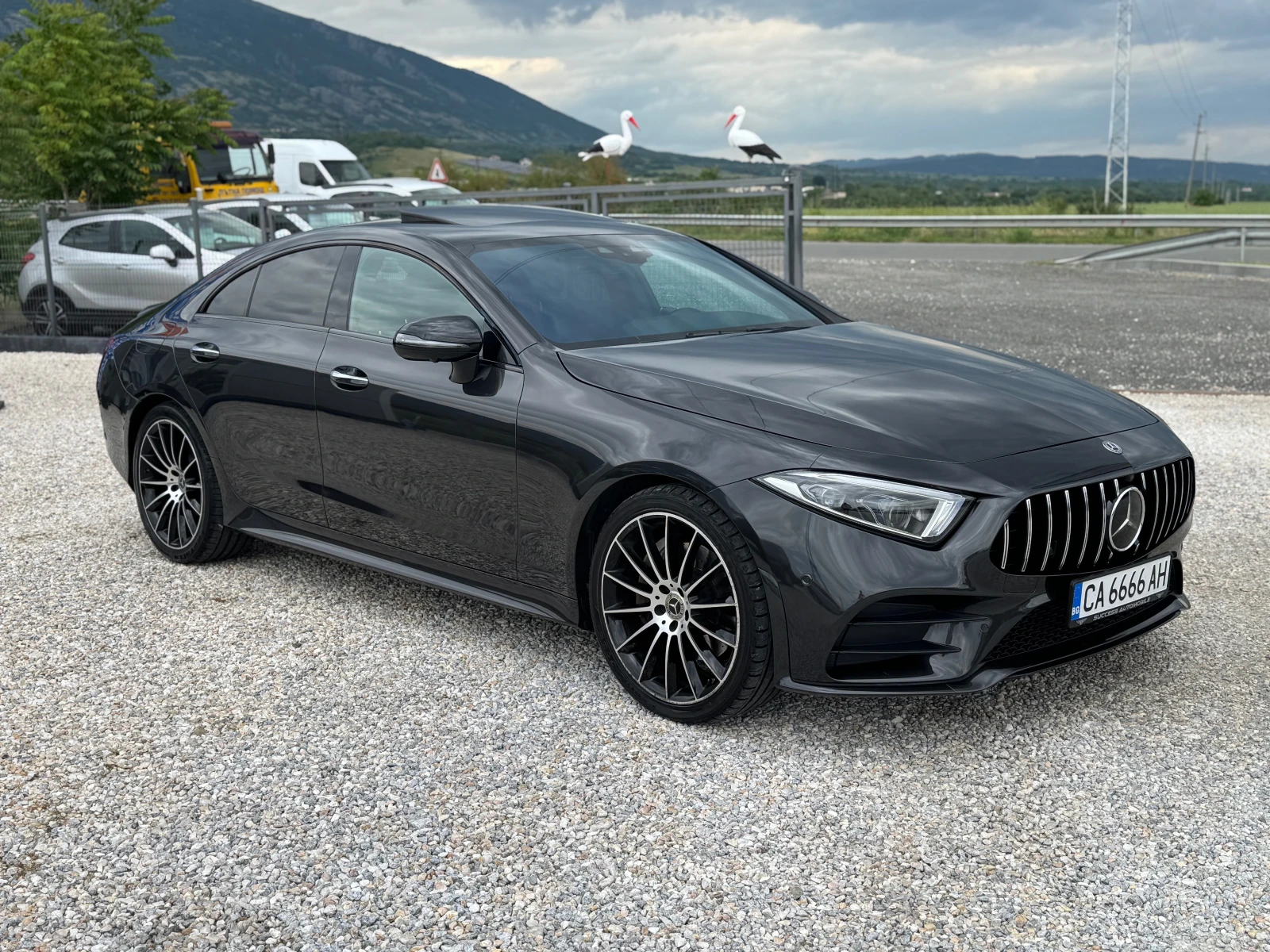 Mercedes-Benz CLS 300, снимка 14 - Автомобили и джипове - 54909381