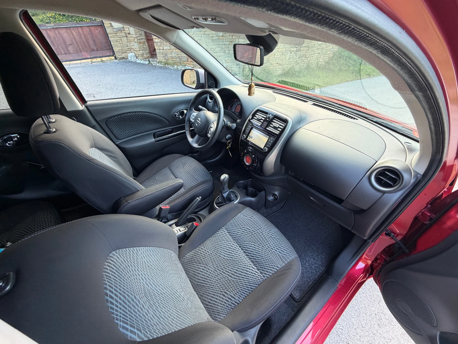 Nissan Micra 1.2i Швейцария, снимка 13 - Автомобили и джипове - 55038144