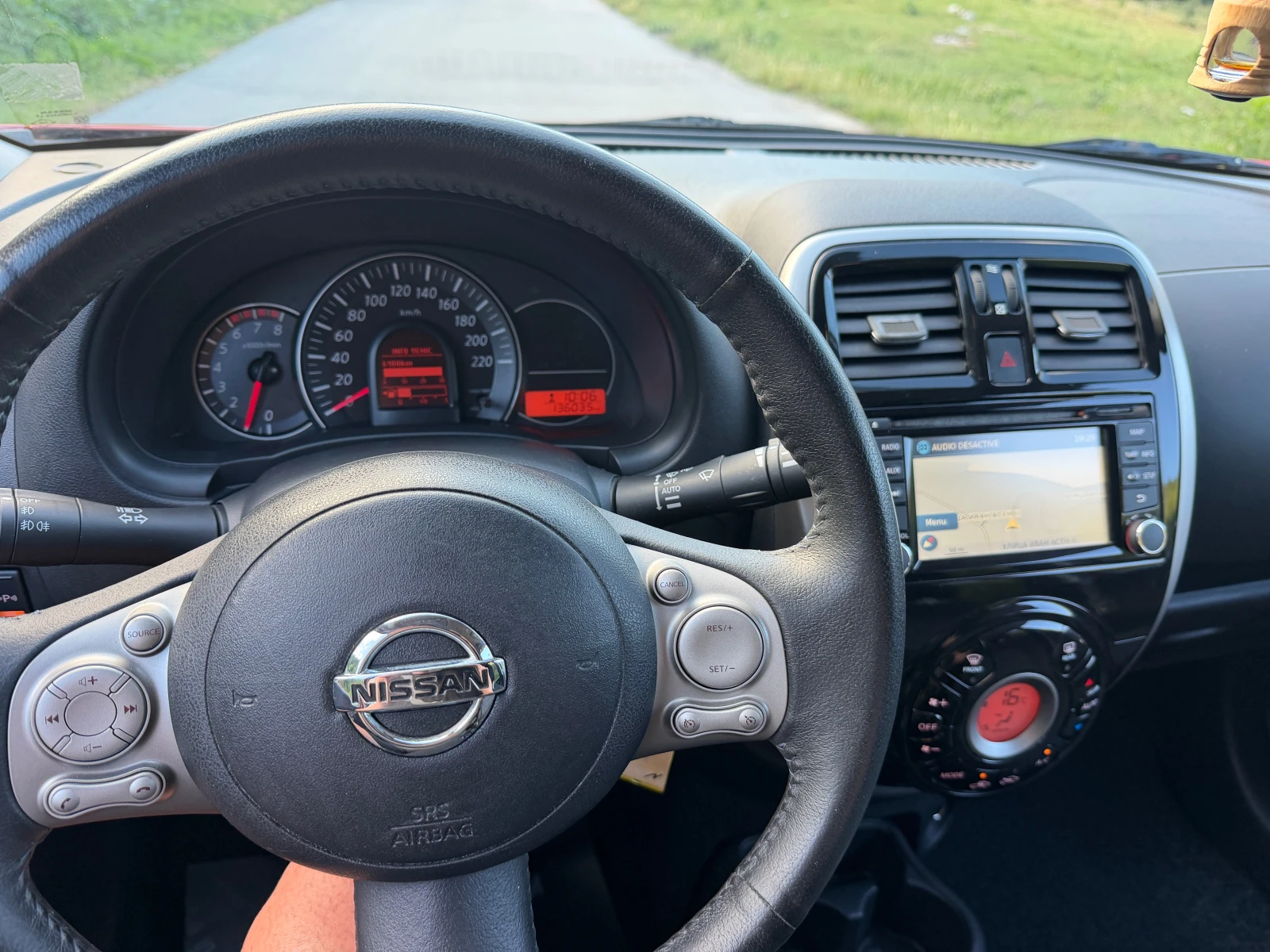 Nissan Micra 1.2i Швейцария, снимка 15 - Автомобили и джипове - 55038144