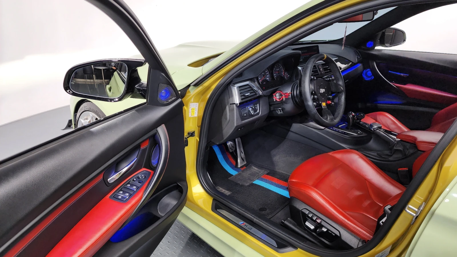 BMW M3 Sedan Competition  HUD* 360* , снимка 6 - Автомобили и джипове - 55393112