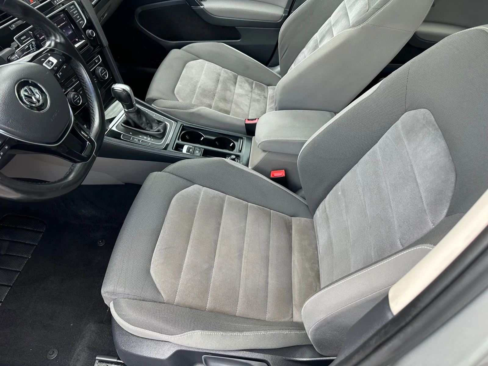 VW Golf 2.0TDI 150ks | Mobile.bg � ����������� 7