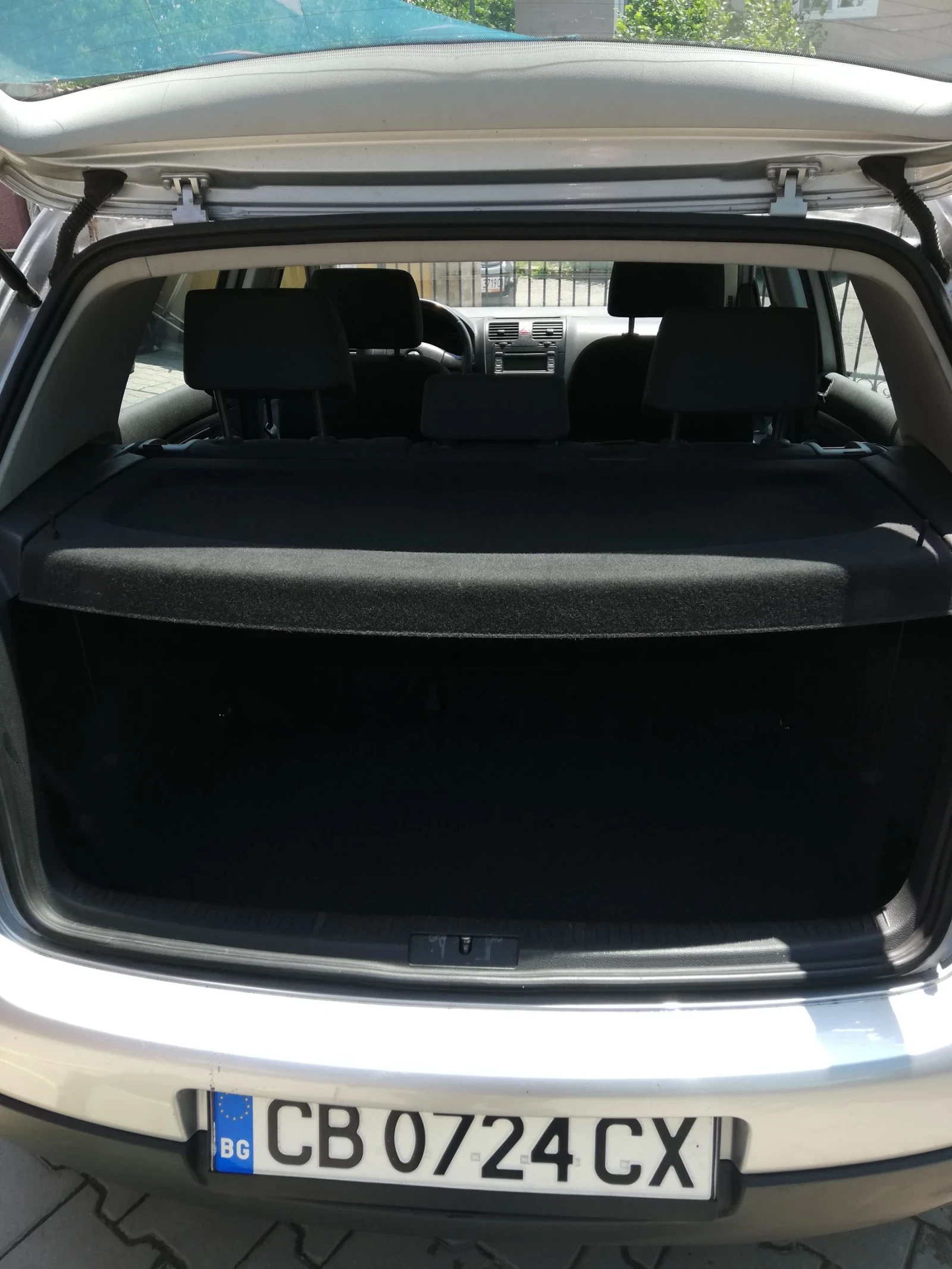 VW Golf 1.6 БЕНЗИН УНИКАТ , снимка 14 - Автомобили и джипове - 55576790