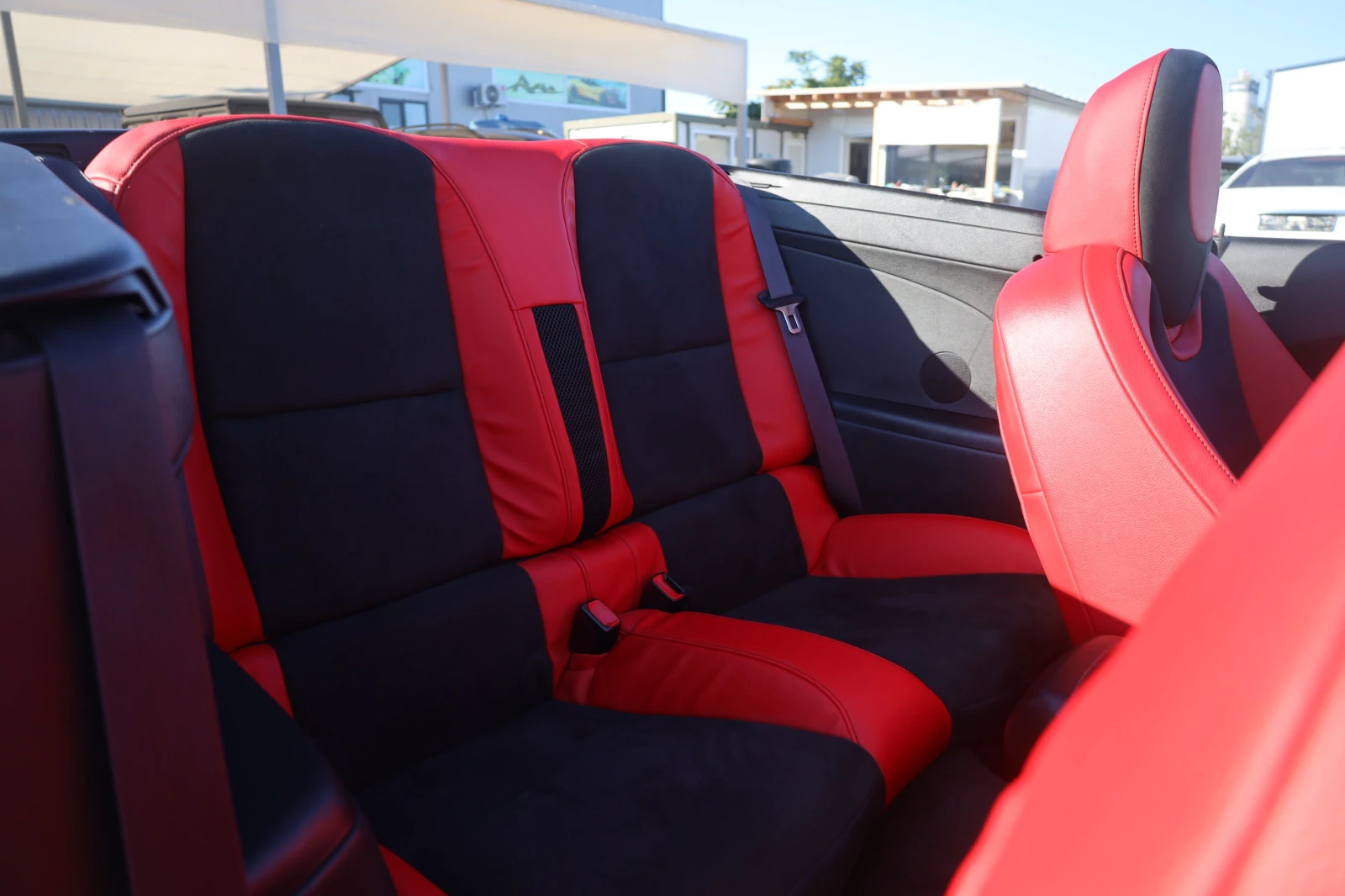 Chevrolet Camaro 3.6i V6 Cabrio KAM Navi Rot TeilLeder 19Zoll #iCar, снимка 9 - Автомобили и джипове - 55752943