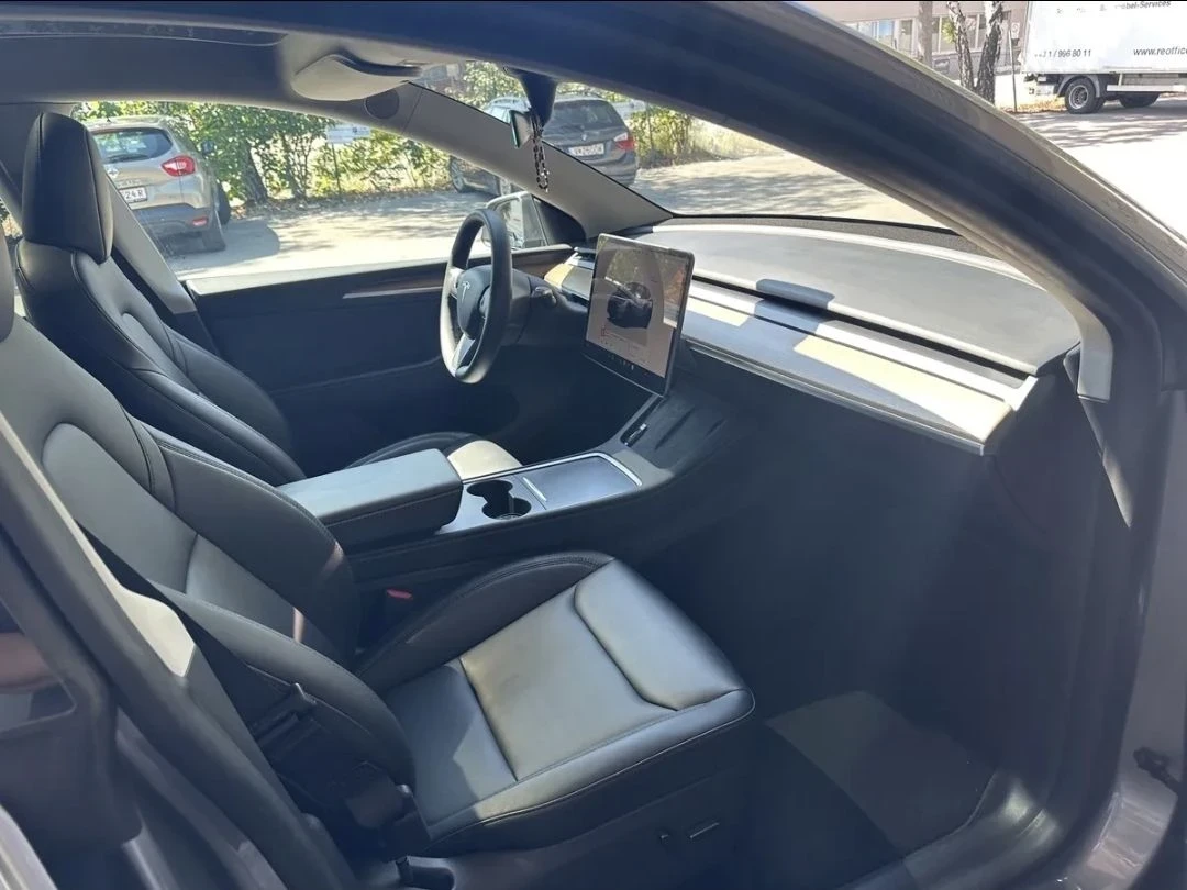 Tesla Model Y Performance 13000км, снимка 10 - Автомобили и джипове - 55879332