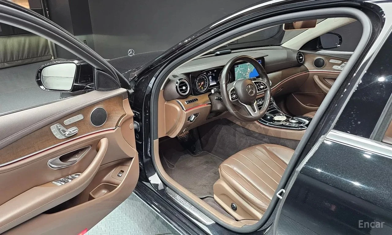 Mercedes-Benz E 220 * E220d 4MATIC Exclusive * ЦЕНА ДО БГ, снимка 7 - Автомобили и джипове - 56022361