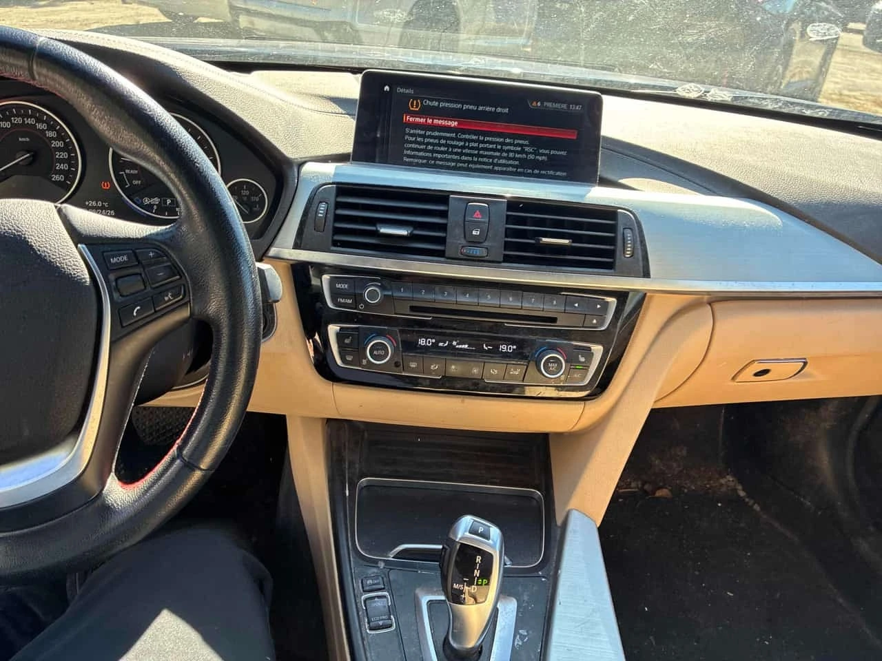 BMW 330 * 330i xDrive * CARFAX * ЦЕНА ДО БГ, снимка 9 - Автомобили и джипове - 56234753