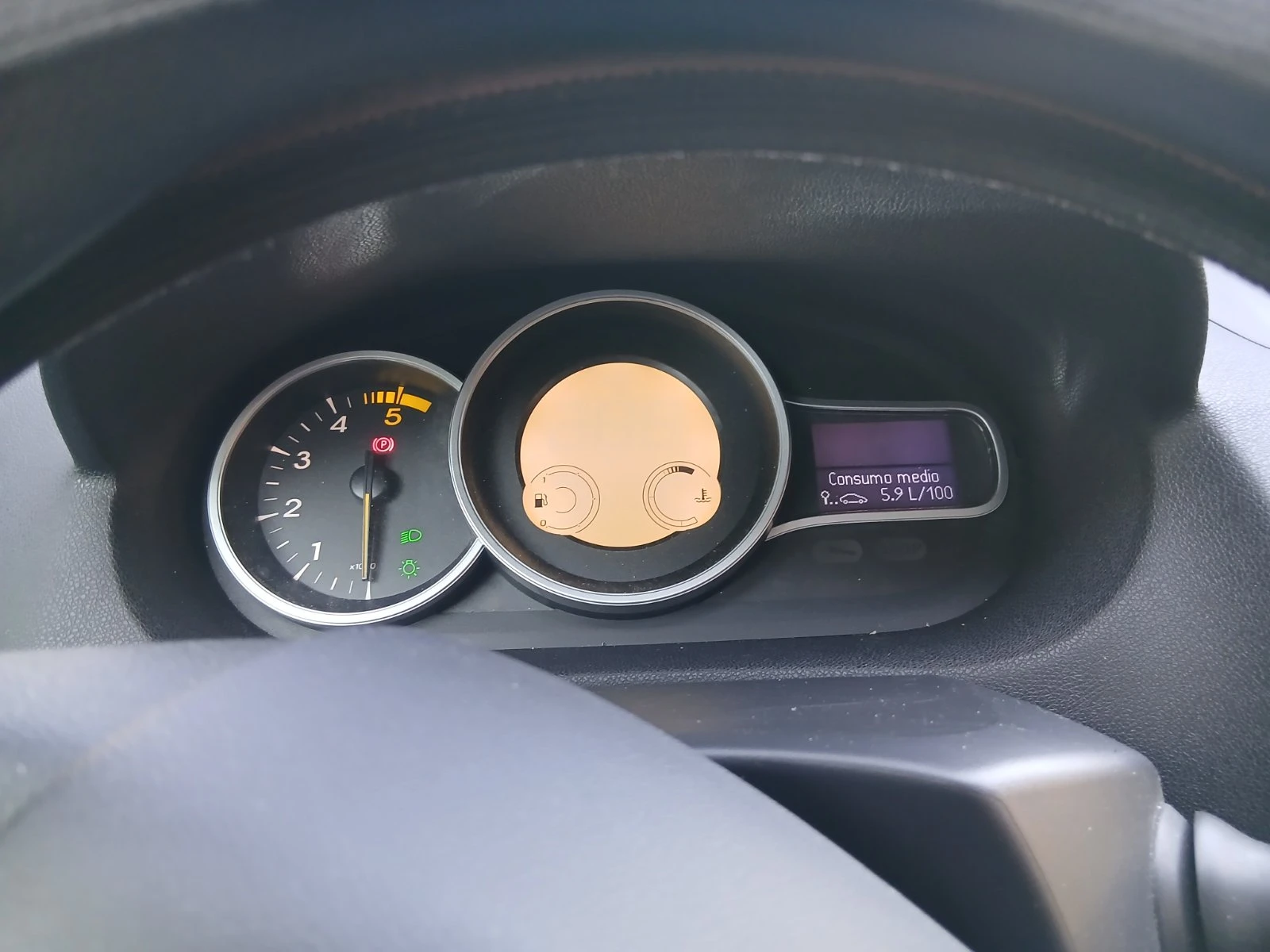 Renault Megane, снимка 6 - Автомобили и джипове - 56375018