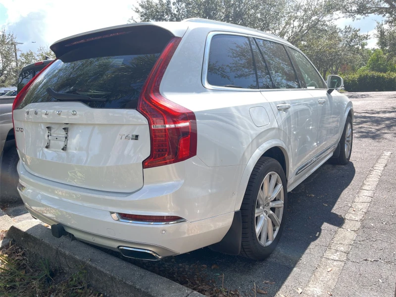 Volvo Xc90 T6 INSCRIPTION* Обдух* CarPlay* 360* Пано* Дистрон, снимка 4 - Автомобили и джипове - 49000198