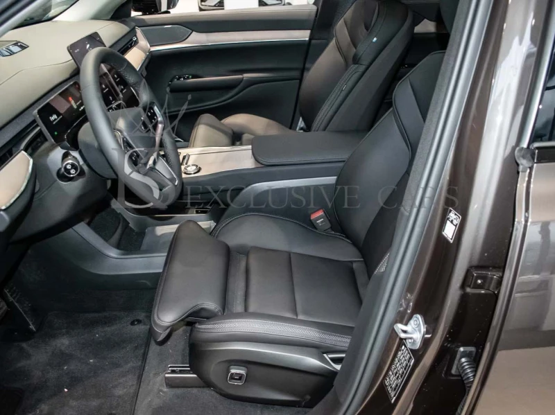 Volvo EX90 TWIN MOTOR PERFORMANCE ULTRA* 7 МЕСТЕН* , снимка 5 - Автомобили и джипове - 51681349