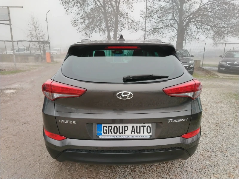 Hyundai Tucson 1.7CRDI-116к.с/НАВИГАЦИЯ/КЛИМАТРОНИК/КОЖА/КАМЕРА!, снимка 6 - Автомобили и джипове - 52817397
