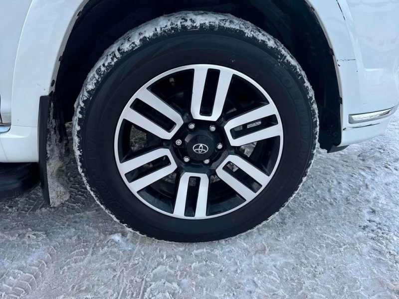 Toyota 4runner * 4WD * CARFAX * БЕЗ ПЪРВОНАЧАЛНА ВНОСКА, снимка 7 - Автомобили и джипове - 53308015