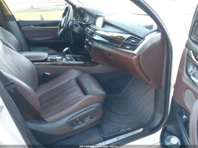 BMW X5 M* SPORT* ПОДГРЕВ* КАМЕРА* КЕЙЛЕС* LANE* ASSIST, снимка 9 - Автомобили и джипове - 53370846