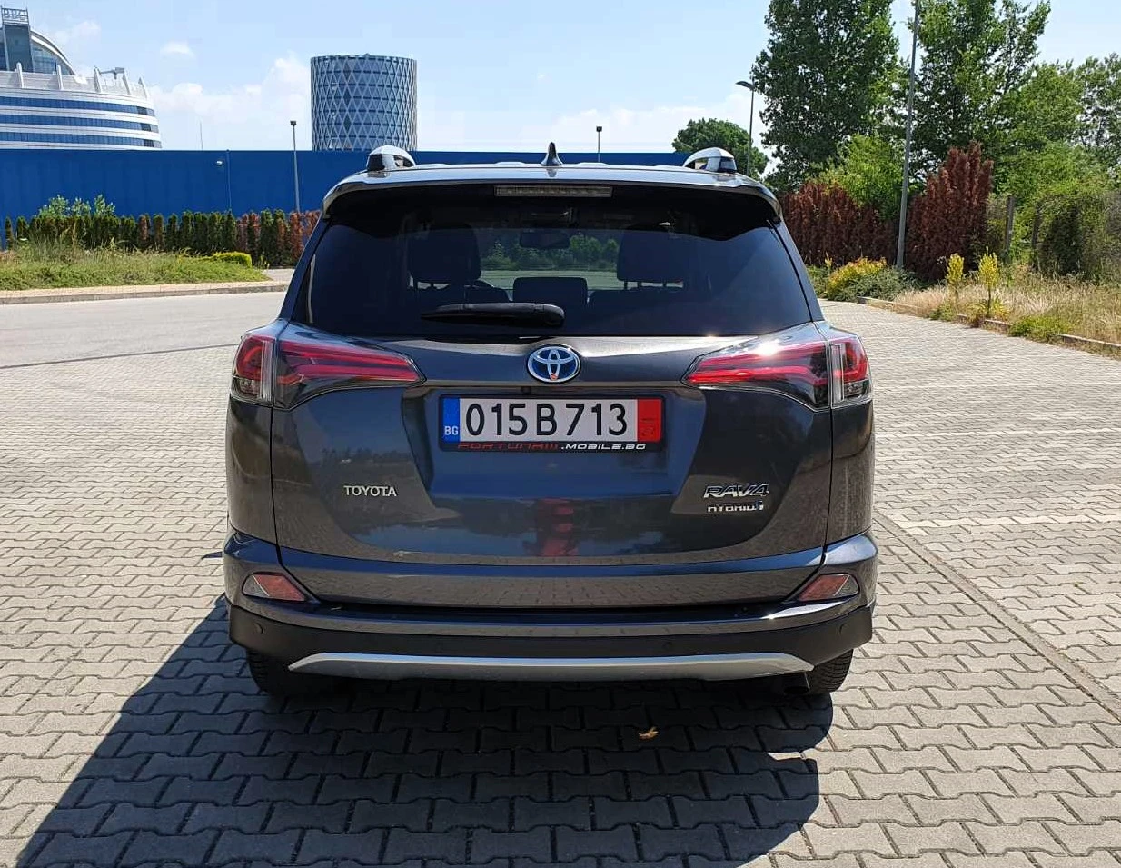 Toyota Rav4 2.5Hybrid 4WD Launge - изображение 5