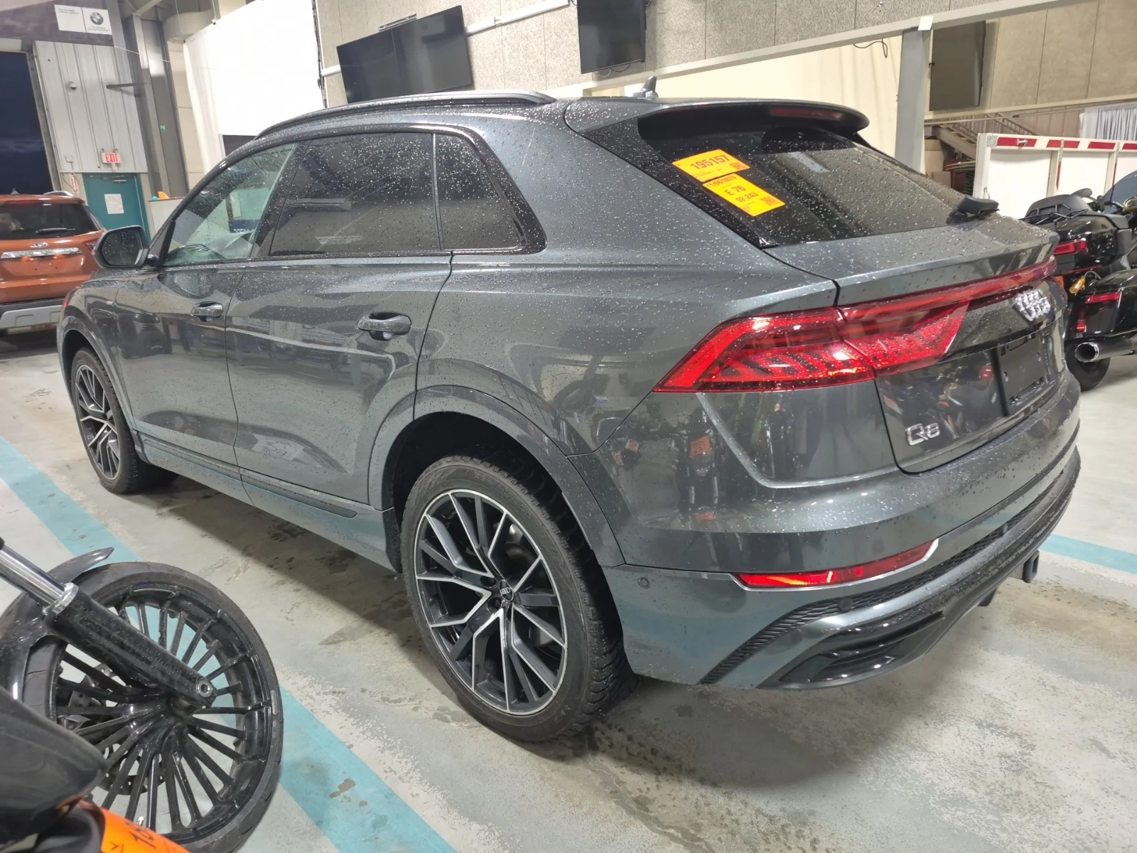 Audi Q8 TECHNIK* QUATTRO* HEAD-UP* АвтоКредит(ЦЕНА ДО БГ) - изображение 4