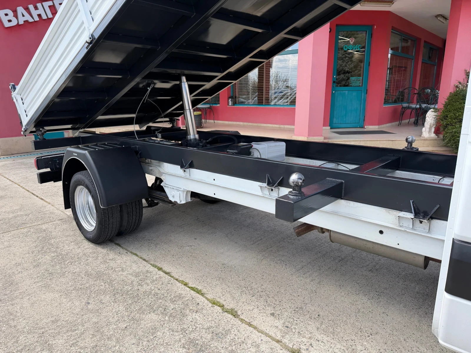 Mercedes-Benz Sprinter 515 CDI* Климатик* Тристранен самосвал* 4.00 метра кош, снимка 9 - Бусове и автобуси - 54156765