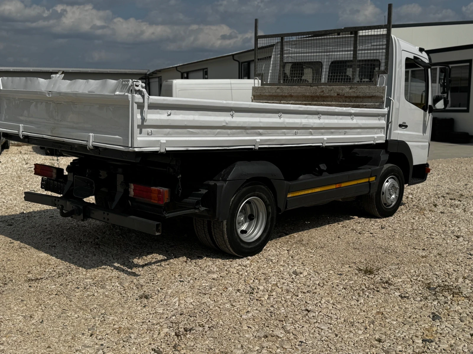 Mercedes-Benz Atego 817 - изображение 3