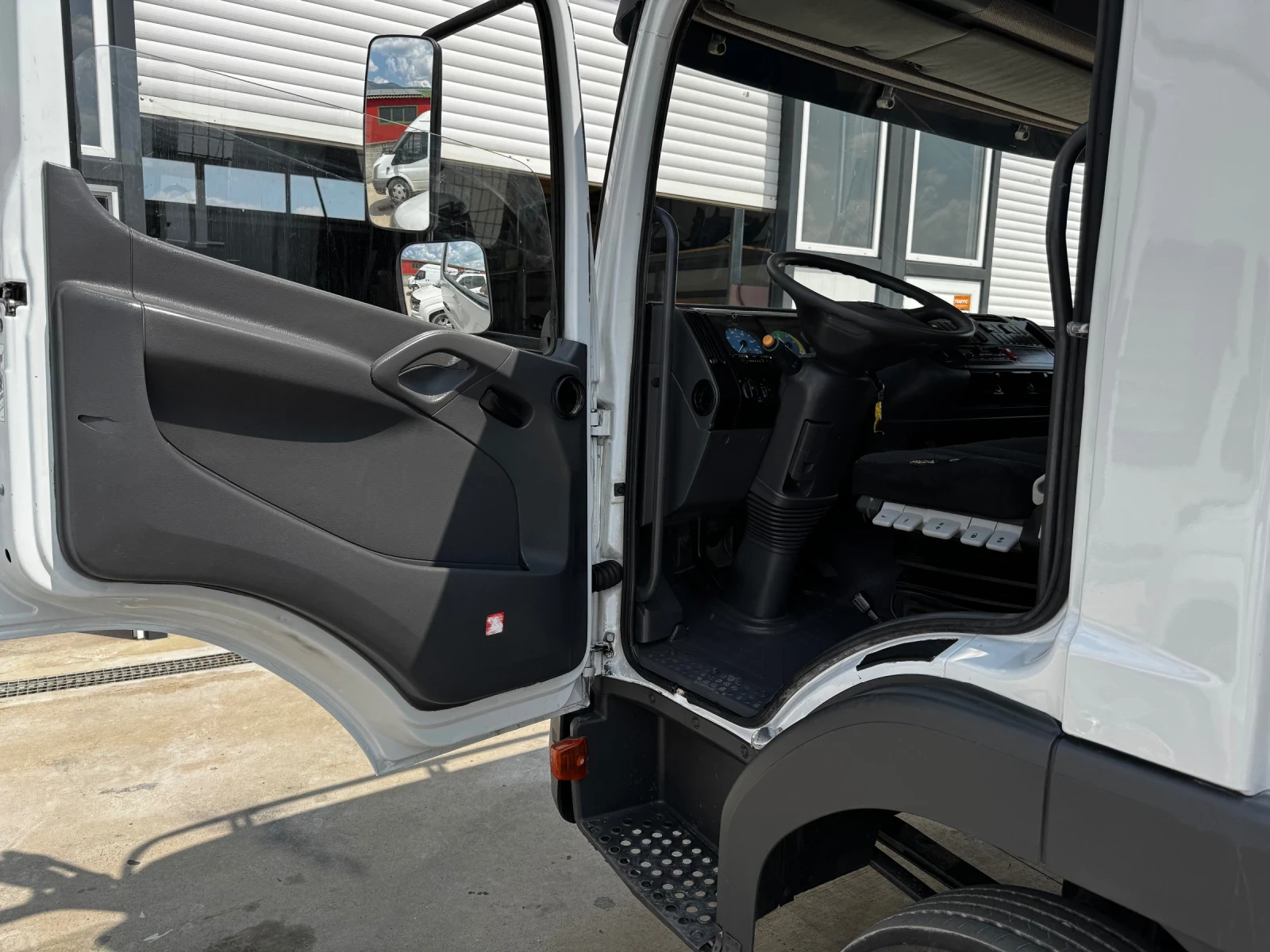 Mercedes-Benz Atego 817 - изображение 10