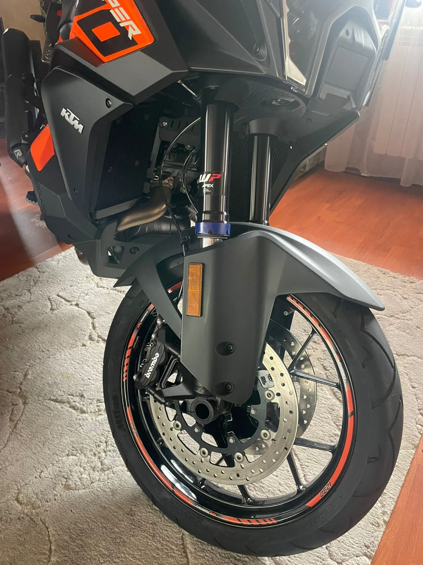 Ktm Adventure 1290 Super Adventure S2024 - изображение 7
