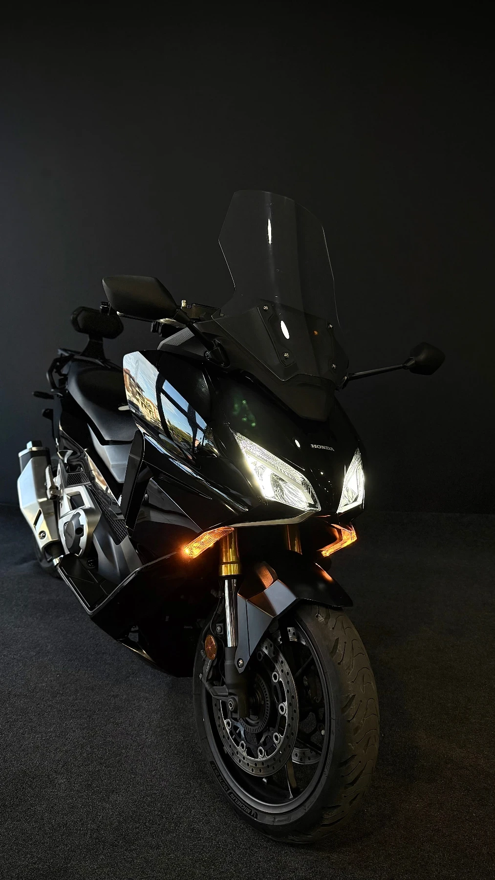 Honda Forza 750 2022г 16000км, снимка 5 - Мотоциклети и мототехника - 55740101
