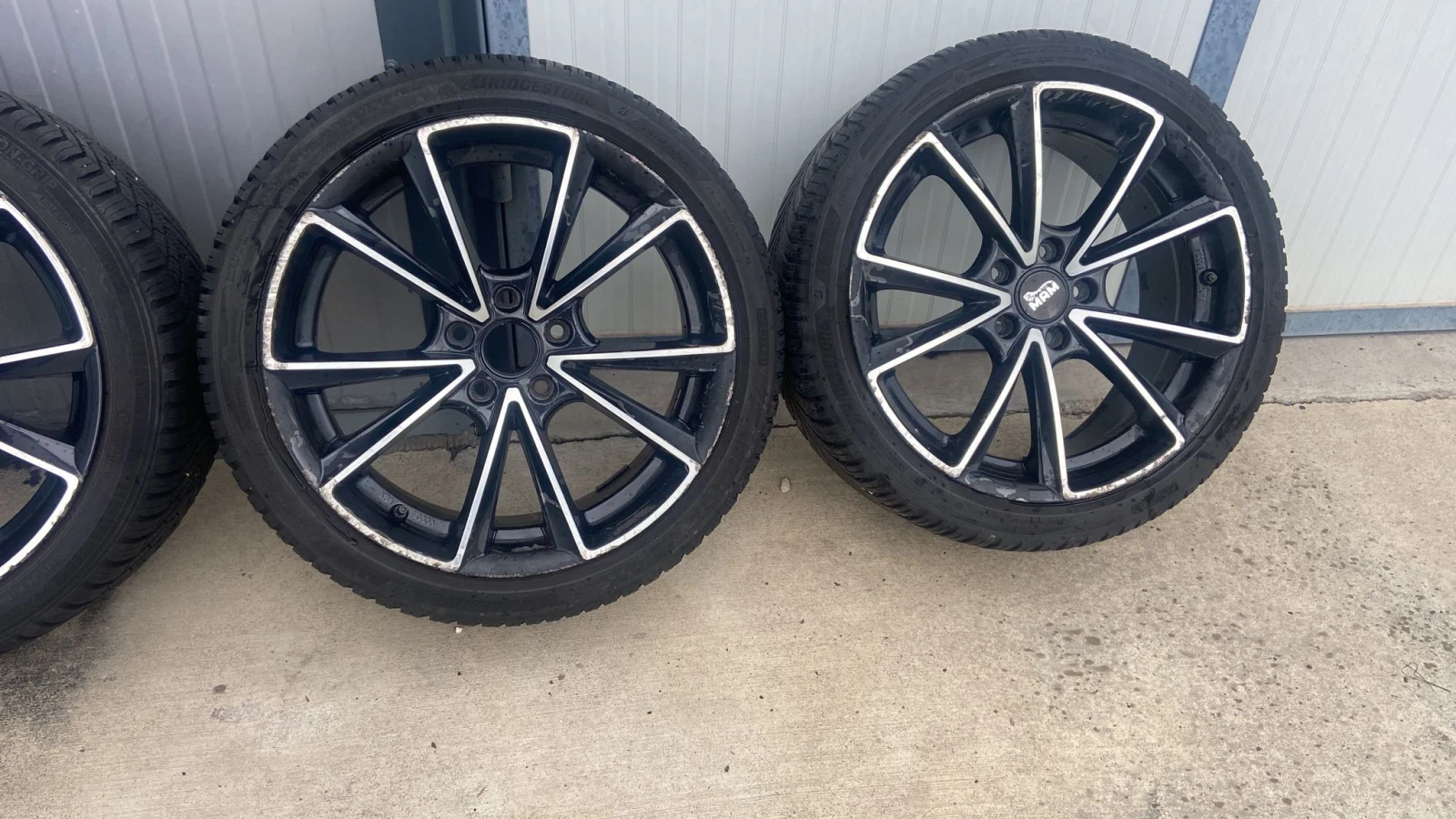 ���� � ������ 225/40R18 | Mobile.bg � ����������� 3