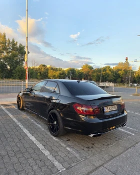 Mercedes-Benz E 63 AMG, снимка 4