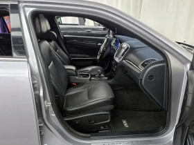 Chrysler 300c 3.6, снимка 11