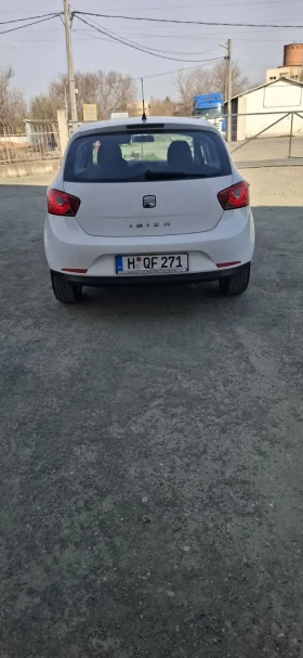 Seat Ibiza 1.6 TDI 105 кс Автопилот, снимка 5