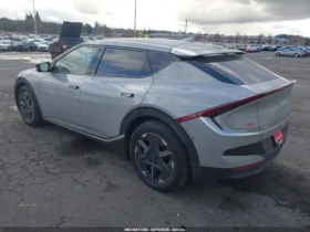 Kia EV6 LIGHT LONG RANGE AWD, снимка 3