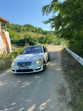 Mercedes-Benz E 320, снимка 1